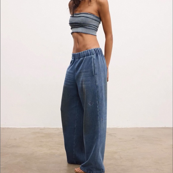 Blue Wide-Leg Jeans